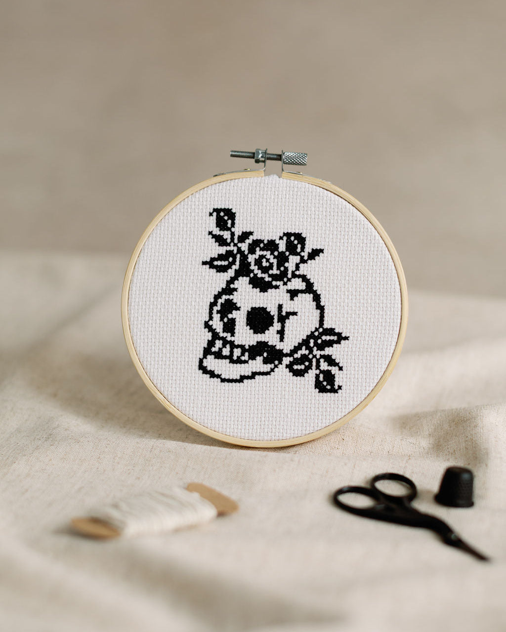 'Skull & Roses' Cross Stitch Kit