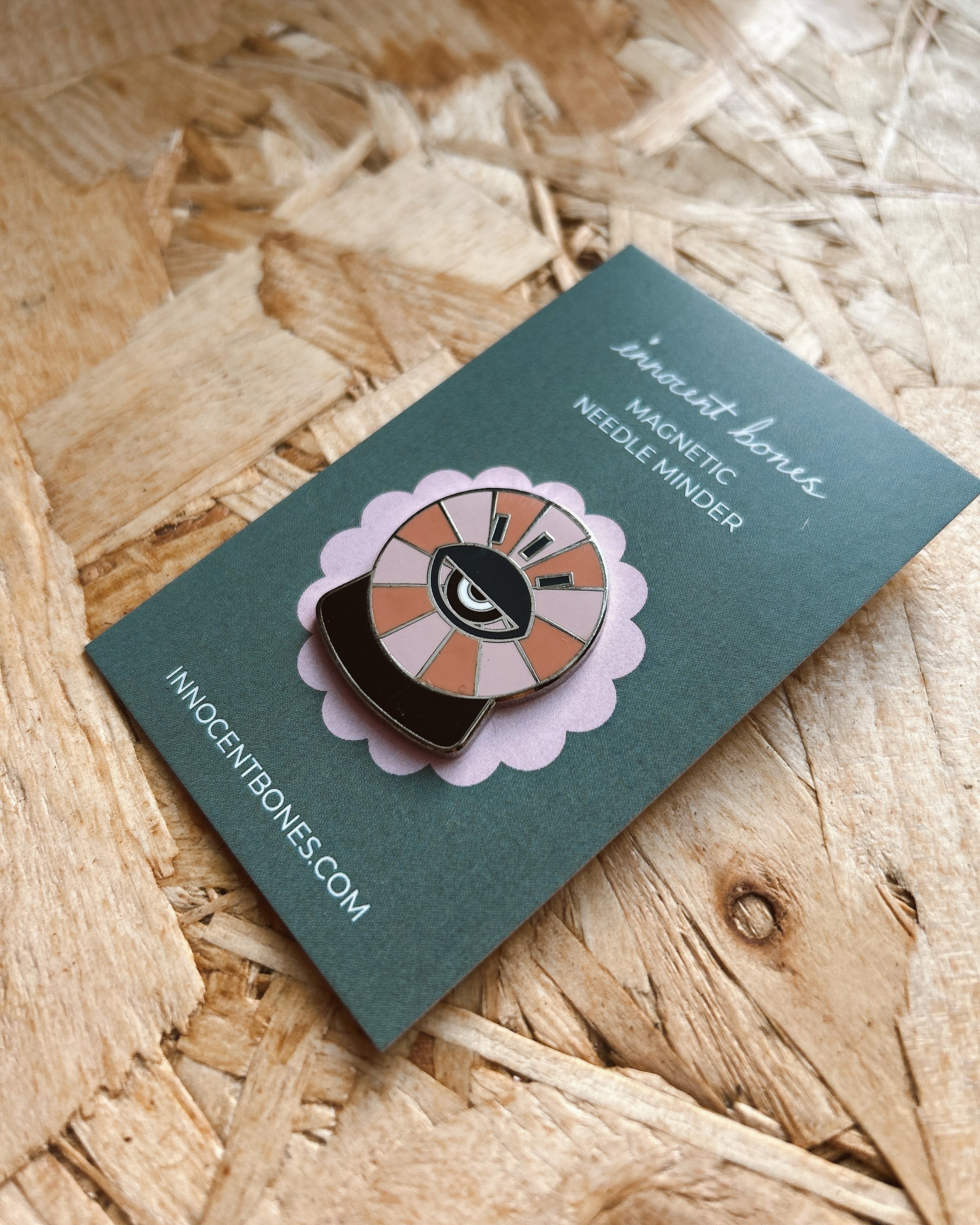 Crystal Ball  Magnetic Needle Minder